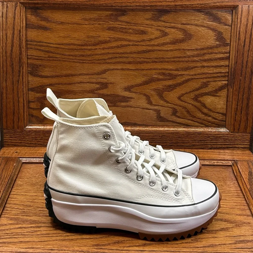 Converse Run Star Hike‎ Hi White Black Gum Shoes - Picture 3 of 9